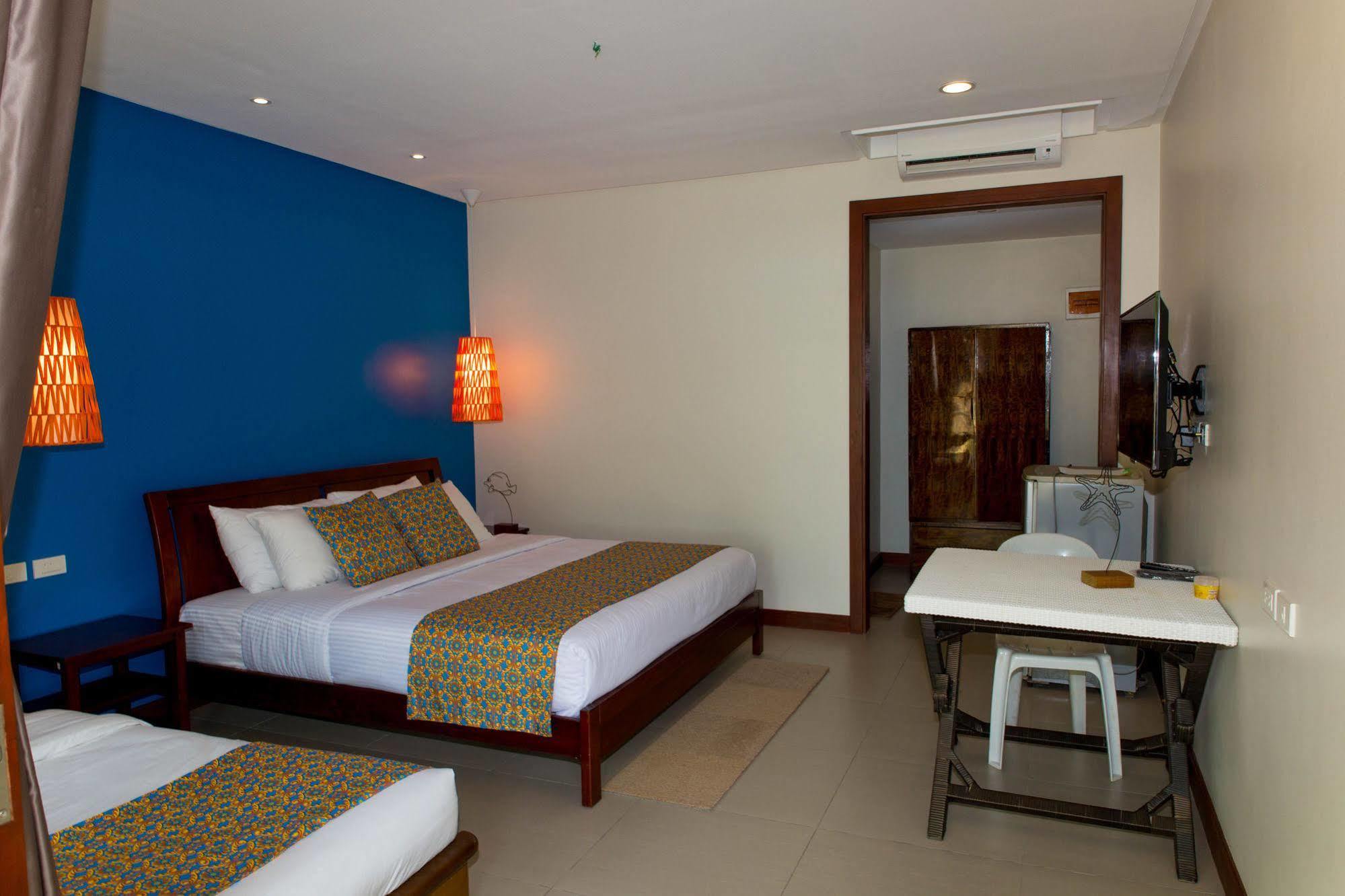 Karancho Beach House Мактан Екстериор снимка
