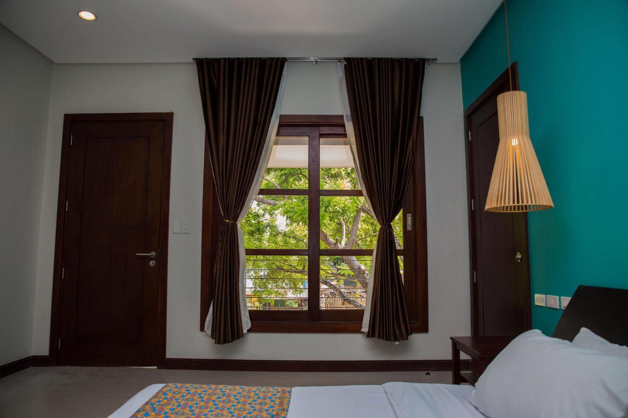 Karancho Beach House Мактан Екстериор снимка