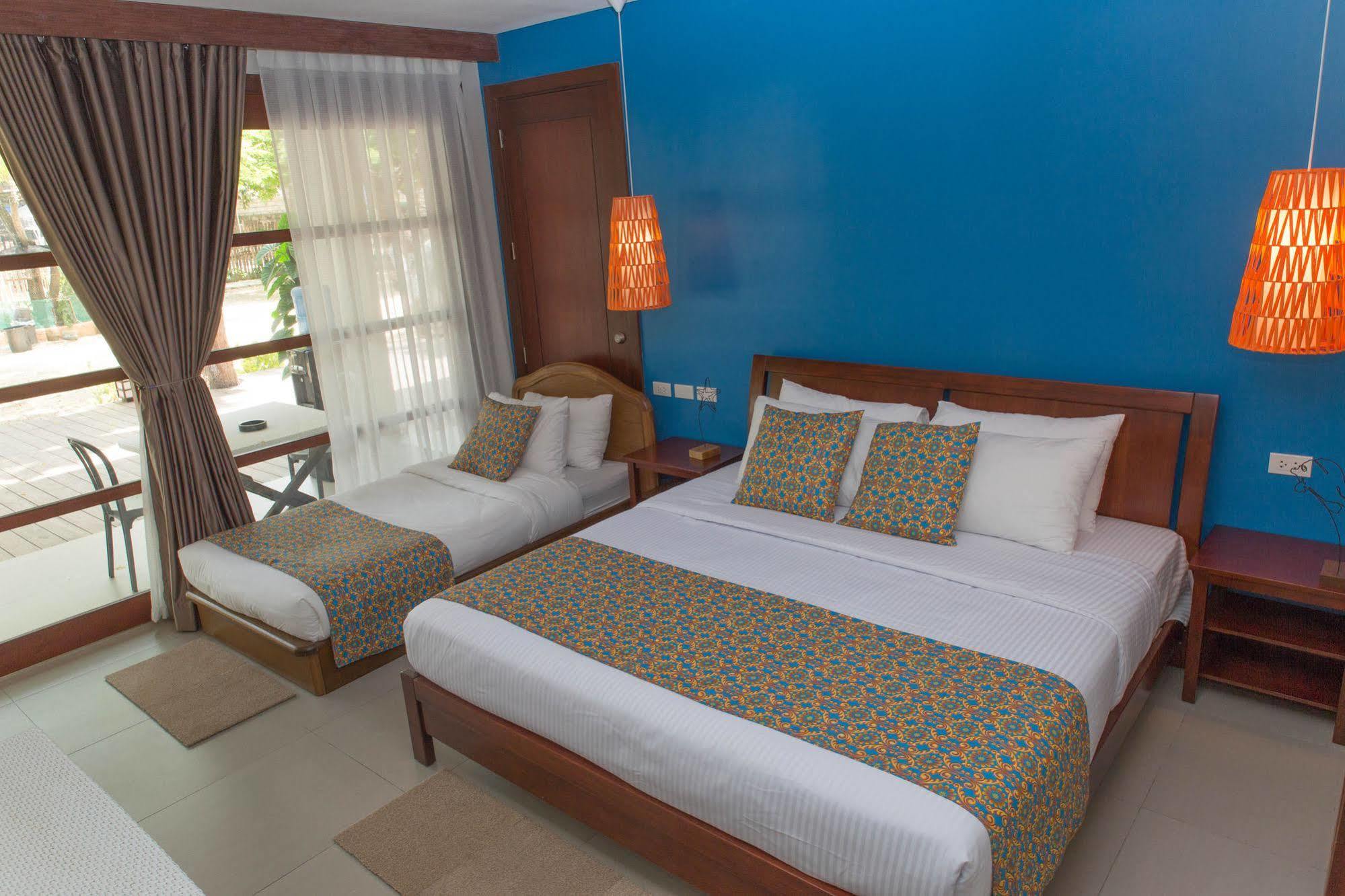 Karancho Beach House Мактан Екстериор снимка