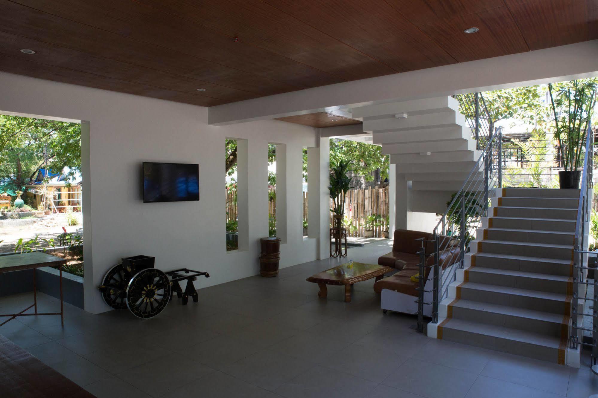 Karancho Beach House Мактан Екстериор снимка