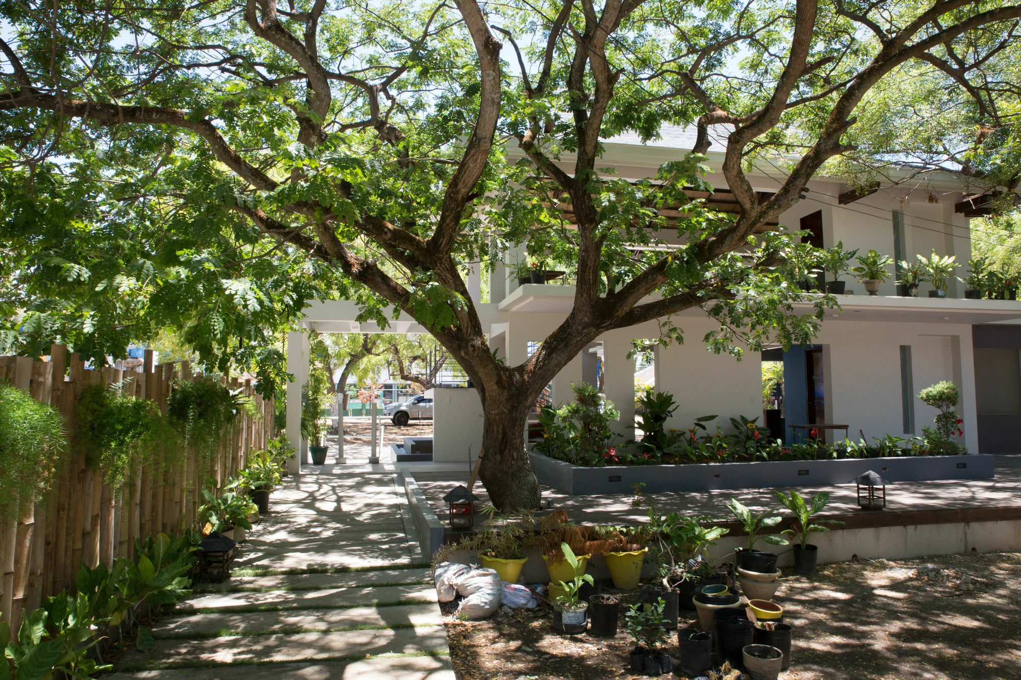 Karancho Beach House Мактан Екстериор снимка